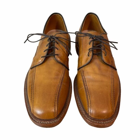 Allen Edmonds Hillcrest Tan Leather Derby Shoes - Picture 3 of 12